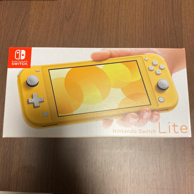 任天堂(ニンテンドウ)のニンテンドースイッチライト　Nintenfo Switch Lite  エンタメ/ホビーのゲームソフト/ゲーム機本体(家庭用ゲーム機本体)の商品写真