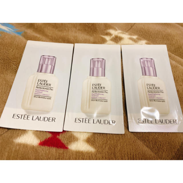 Estee Lauder(エスティローダー)のパーフェクショニスト　プロ　プライトセラム美容液 コスメ/美容のスキンケア/基礎化粧品(美容液)の商品写真