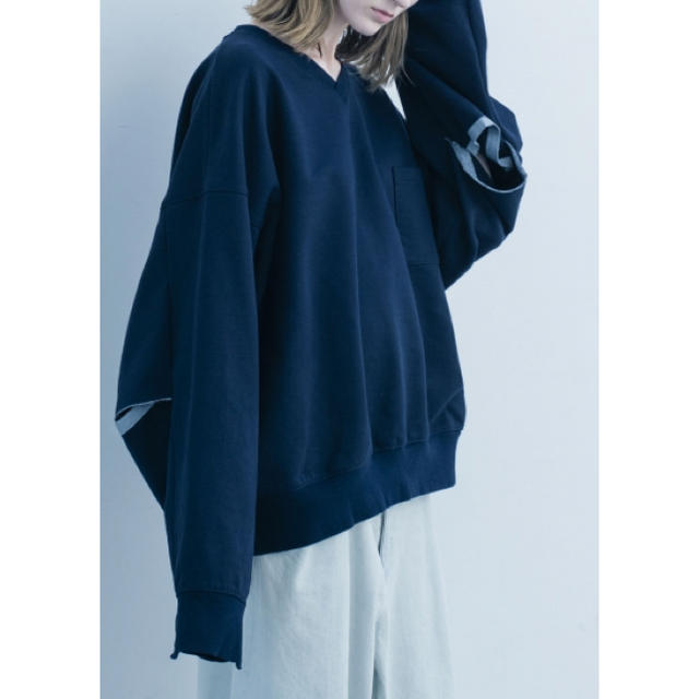 stein / DIVIDE SLEEVE V NECK SWEAT LSトップス