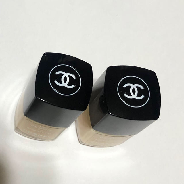 CHANEL(シャネル)のCHANEL   ネイル2本　BEIGE NATUREL コスメ/美容のネイル(ネイル用品)の商品写真