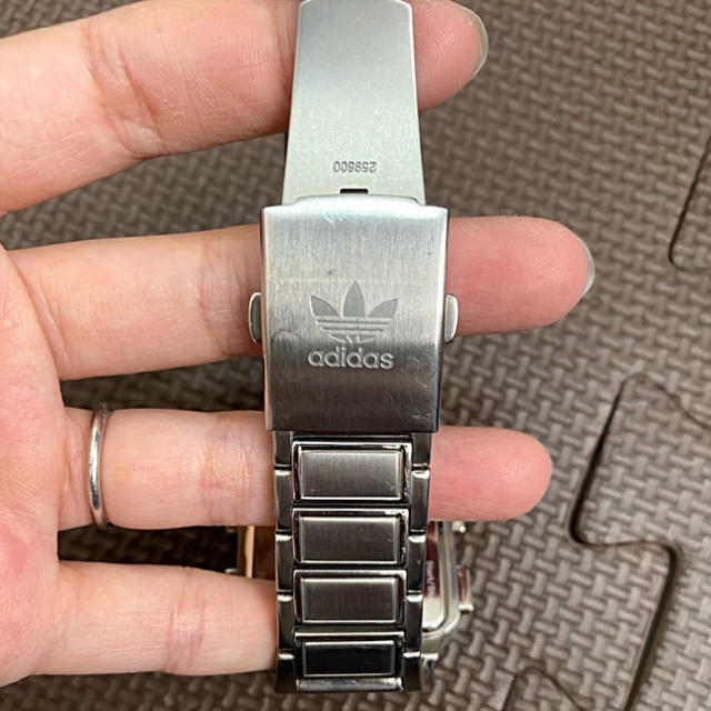 adidas(アディダス)のアディダスオリジナルス 時計 メンズの時計(腕時計(デジタル))の商品写真