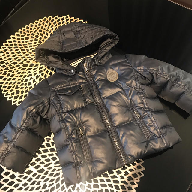 Armani(アルマーニ)のこちら専用です！ARMANI BABY アルマーニ  ダウン　12m キッズ/ベビー/マタニティのベビー服(~85cm)(ジャケット/コート)の商品写真