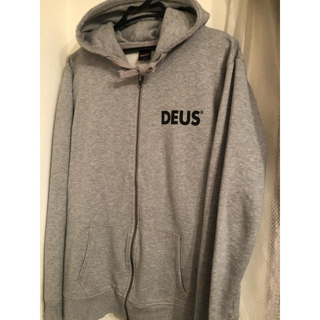 DEUS パーカー