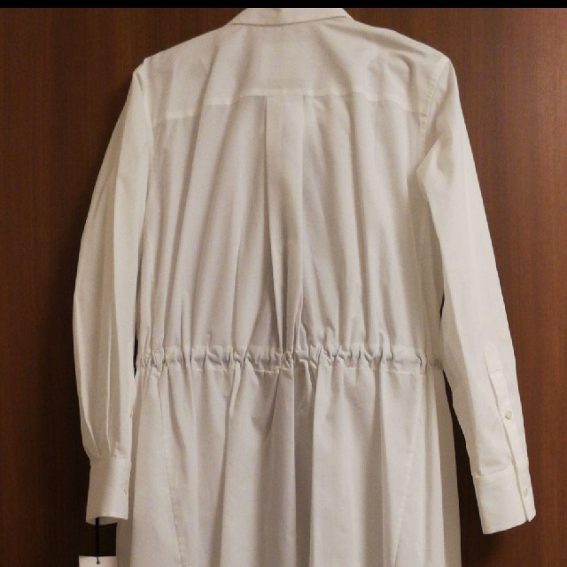 sacai シャツワンピース sacai シャツワンピース