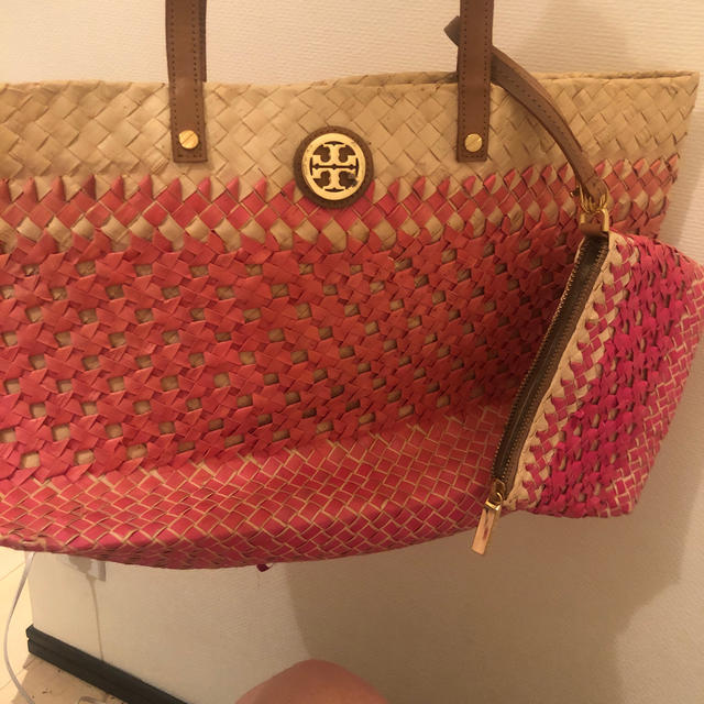 Tory Burch(トリーバーチ)のカゴバッグ　セール　値下げ レディースのバッグ(ショルダーバッグ)の商品写真