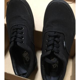 ヴァンズ(VANS)のスニーカー1足(スニーカー)