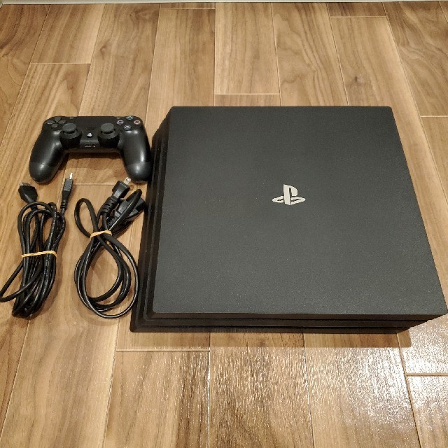 ps4 pro 本体ゲームソフト/ゲーム機本体