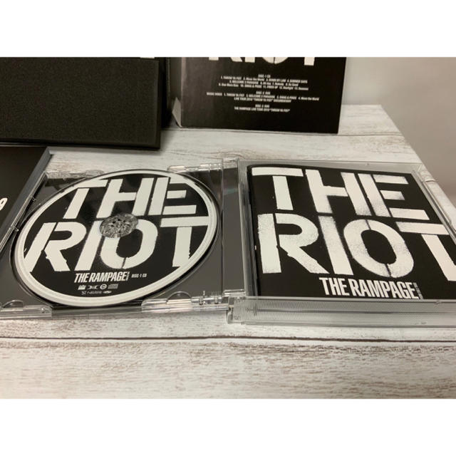 THE RIOT CD+DVD2枚組 THE RAMPAGE