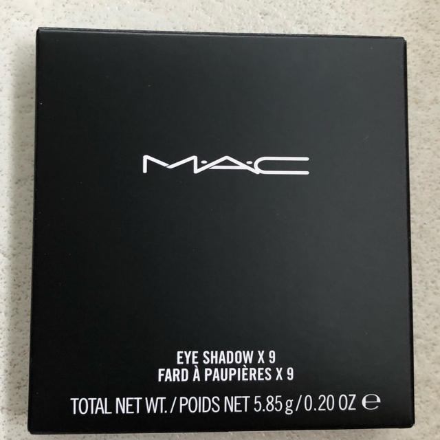 MAC(マック)の完売品☆MAC アイシャドウ X 9: バーガンディ タイムズ ナイン コスメ/美容のベースメイク/化粧品(アイシャドウ)の商品写真