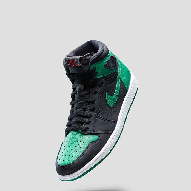 NIKE AIR JORDAN 1 BLACK/PINE GREEN