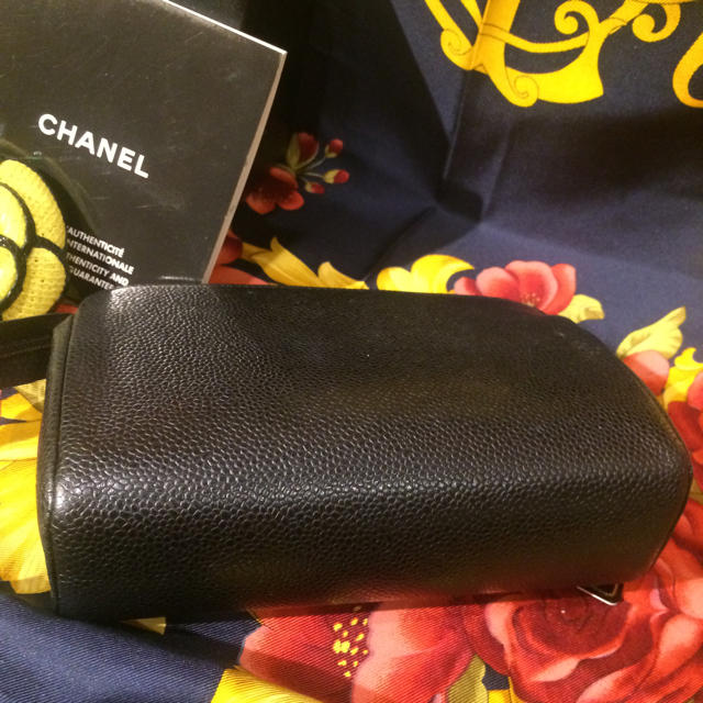 CHANEL(シャネル)のシャネル♡ポーチ レディースのファッション小物(ポーチ)の商品写真