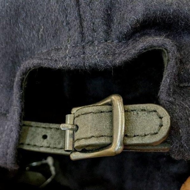UNIQLO(ユニクロ)の新品タグ付き ユニクロ ウールカシミヤキャップ ネイビー 紺 メンズの帽子(キャップ)の商品写真