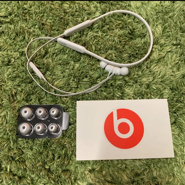 beats x サテンシルバー