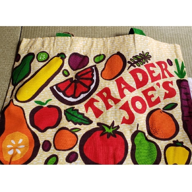 TRADER JOE'S 　エコバッグ　布製 レディースのバッグ(エコバッグ)の商品写真