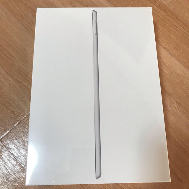 新品】iPad 第7世代 10.2インチ Wi-Fi 32GB シルバー-