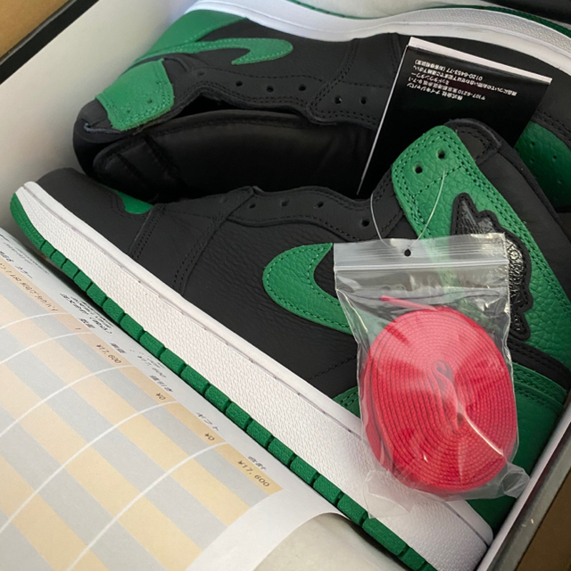 NIKE(ナイキ)のnike jordan1 メンズの靴/シューズ(スニーカー)の商品写真