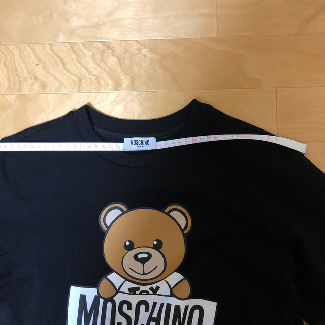 MOSCHINO(モスキーノ)のモスキーノ　新品タグ付き　ベアプリントスウェットmoschino レディースのトップス(トレーナー/スウェット)の商品写真