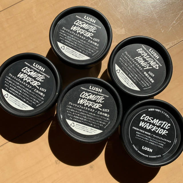 LUSH(ラッシュ)のLUSH フレッシュフェイスマスク コスメ/美容のスキンケア/基礎化粧品(パック/フェイスマスク)の商品写真