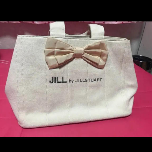JILL by JILLSTUART(ジルバイジルスチュアート)のジルトートバッグ レディースのバッグ(トートバッグ)の商品写真