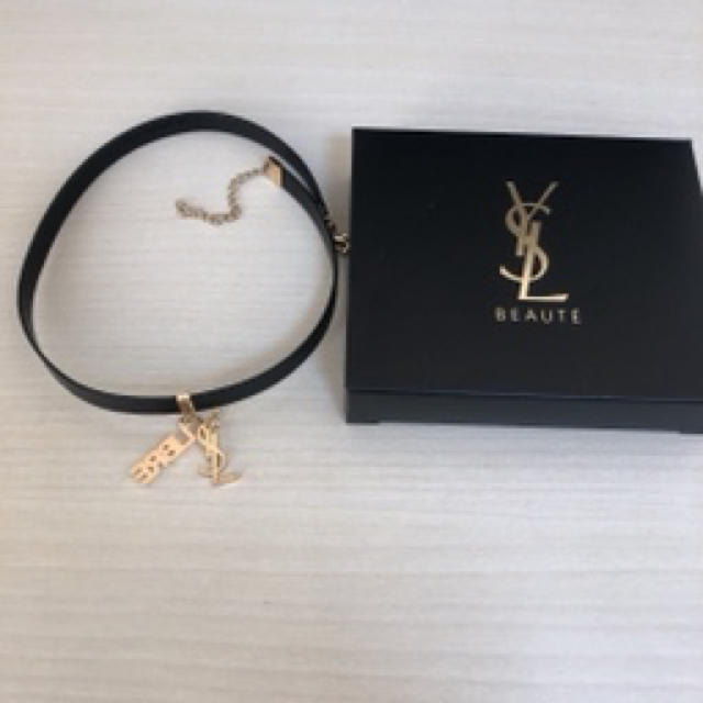 Yves Saint Laurent Beaute(イヴサンローランボーテ)のYSL バースディ限定ギフト　ブレスレット レディースのアクセサリー(ブレスレット/バングル)の商品写真