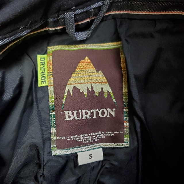 BURTON(バートン)のBURTON バートン デニム柄 スノーボード パンツ Sサイズ   スポーツ/アウトドアのスノーボード(ウエア/装備)の商品写真