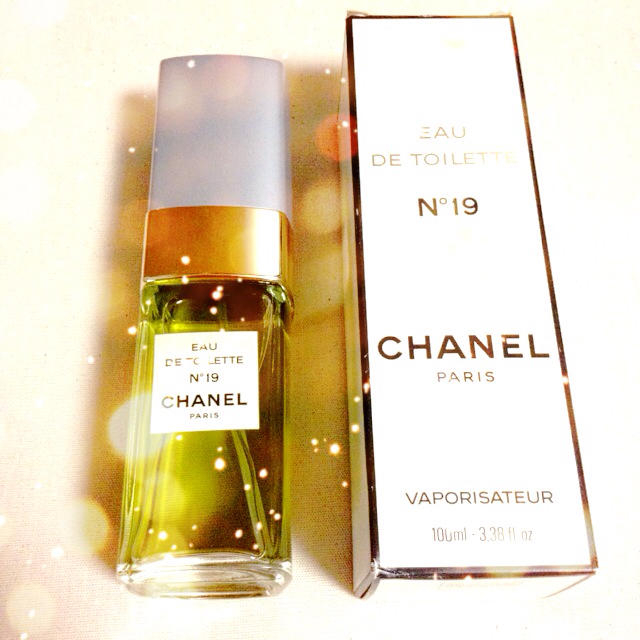 香水(女性用) CHANEL - CHANEL NO.19 100ml