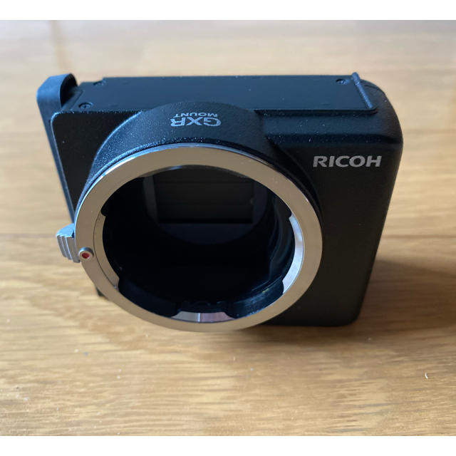 RICOH(リコー)の☆RICOH GXR MOUNT A12（美品） スマホ/家電/カメラのカメラ(ミラーレス一眼)の商品写真