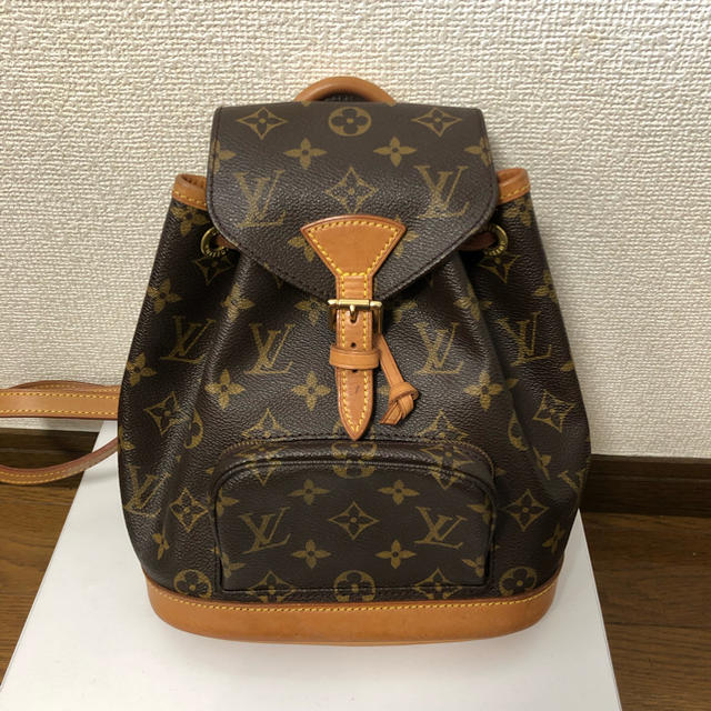 ルイヴィトン【今日限り値下げ】LOUIS VUITTON モンスリ リュックサック