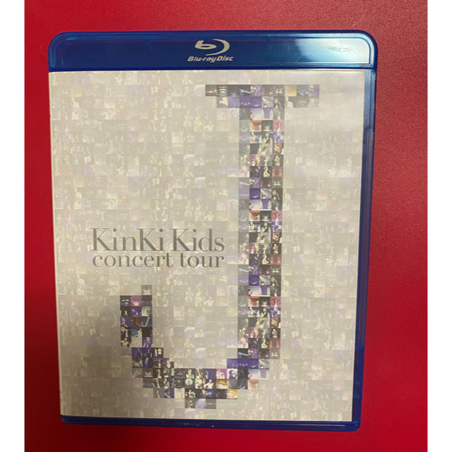 KinKi Kids(キンキキッズ)の美品★KinKi Kids concert tour J★Blu-ray エンタメ/ホビーのDVD/ブルーレイ(ミュージック)の商品写真
