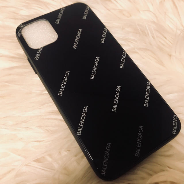 Balenciaga - iPhoneケースの通販