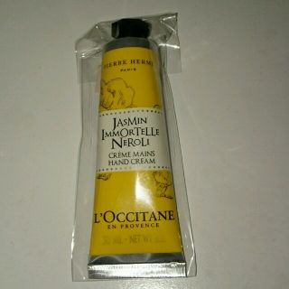 ロクシタン(L'OCCITANE)の【ちはる様専用】ジャスミンハンドクリーム(ハンドクリーム)