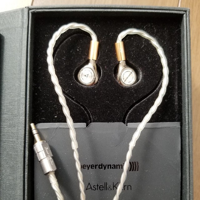 Astell&Kern×beyerdynamic AK T8iE