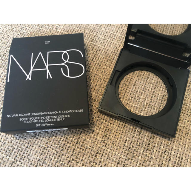 NARS(ナーズ)のNARS クッションファンデケースのみ コスメ/美容のメイク道具/ケアグッズ(ボトル・ケース・携帯小物)の商品写真