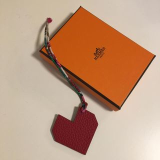 エルメス(Hermes)のHERMES プティアッシュ ♡ハート(バッグチャーム)