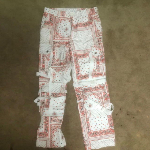 OFF-WHITE(オフホワイト)のROGIC paisley pants ロジック ペイズリー パンツ メンズのパンツ(ワークパンツ/カーゴパンツ)の商品写真