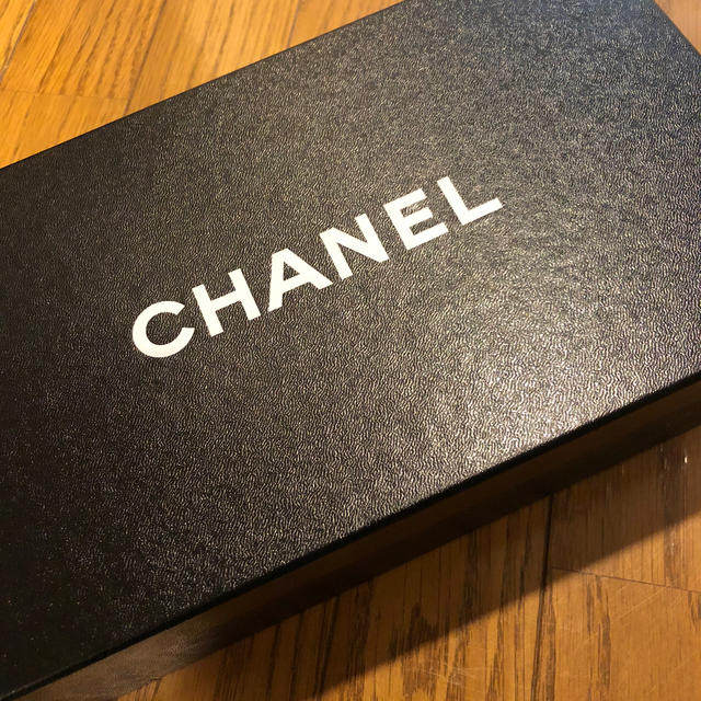 CHANEL(シャネル)のシャネル 靴 空箱 レディースのバッグ(ショップ袋)の商品写真