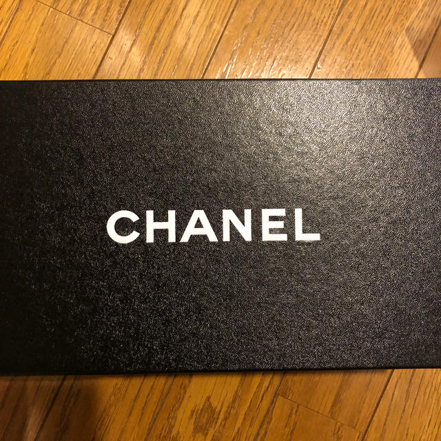 CHANEL(シャネル)のシャネル 靴 空箱 レディースのバッグ(ショップ袋)の商品写真