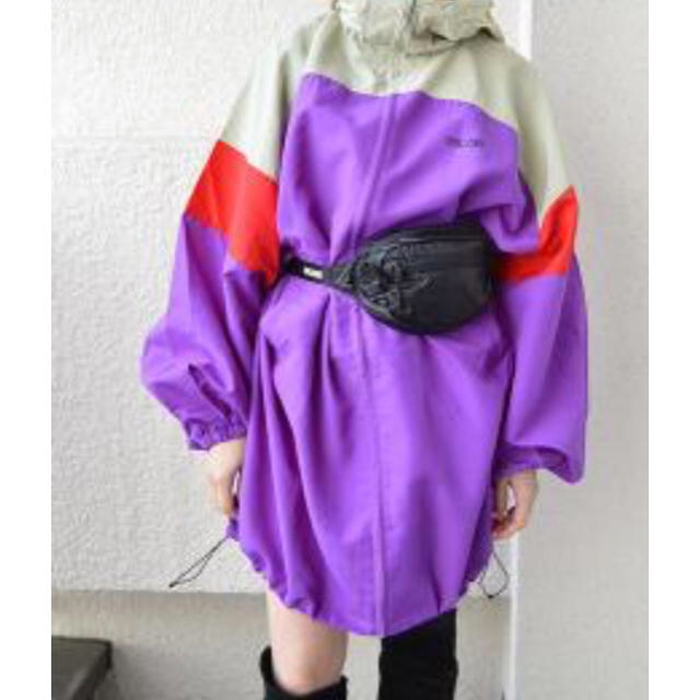 holiday(ホリデイ)のHoliday Wind Dress レディースのジャケット/アウター(ナイロンジャケット)の商品写真