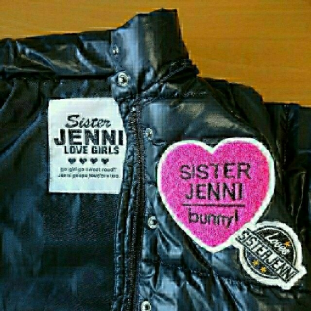 JENNI(ジェニィ)のJENNI 中綿ジャケット(美品)  100cm キッズ/ベビー/マタニティのキッズ服女の子用(90cm~)(ジャケット/上着)の商品写真