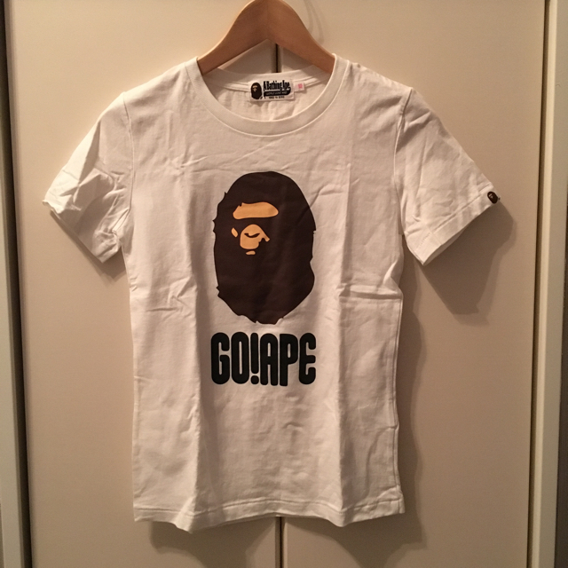 A BATHING APE(アベイシングエイプ)のAPE Tシャツ レディースのトップス(Tシャツ(半袖/袖なし))の商品写真