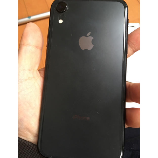 Apple(アップル)のiPhone XR 64GB ブラック SIMフリー スマホ/家電/カメラのスマートフォン/携帯電話(スマートフォン本体)の商品写真