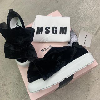 エムエスジイエム(MSGM)の定価7.4万円　MSGM フリル スニーカー　厚底　新品(スニーカー)