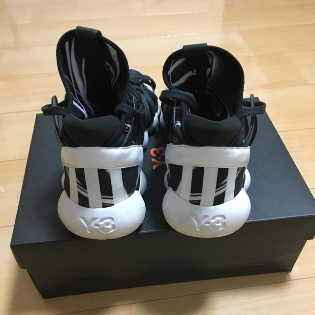 Y-3(ワイスリー)のY-3 KYUJO HIGH メンズの靴/シューズ(スニーカー)の商品写真