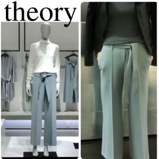 セオリー(theory)の《中古美品》小さめMサイズほど theory アイスブルー ワイドパンツ 青(カジュアルパンツ)