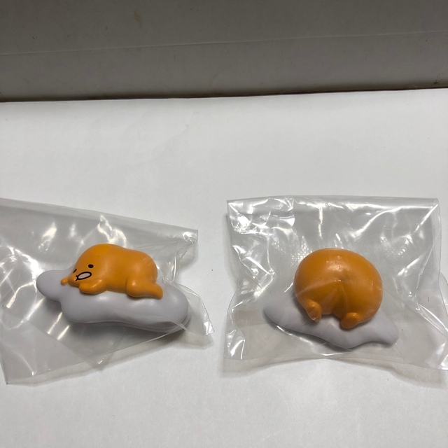 サンリオ(サンリオ)のサンリオ　ぐでたま　クリップ　はさむんです　新品、未使用 キッズ/ベビー/マタニティのおもちゃ(ぬいぐるみ/人形)の商品写真