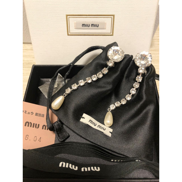 miumiu クリスタルパールイヤリングピアス