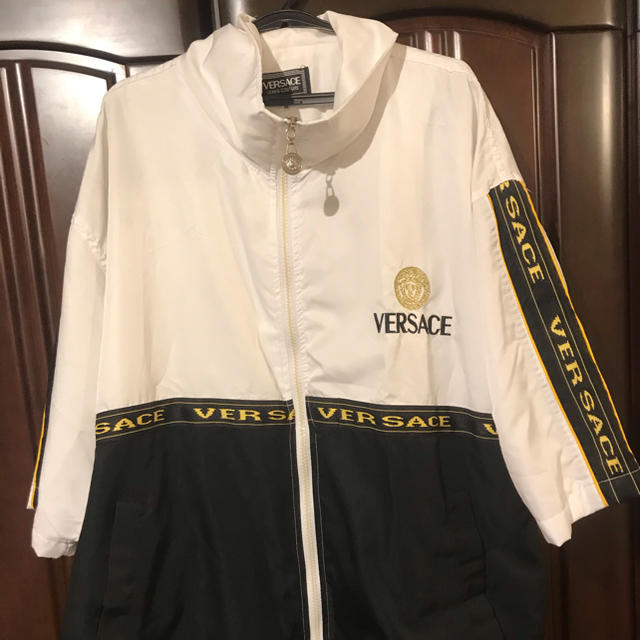 VERSACE(ヴェルサーチ)のVersace(ヴェルサーチ) セットアップ メンズのジャケット/アウター(その他)の商品写真