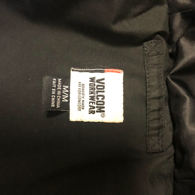 volcom(ボルコム)のVOLCOM  ボルコム　中綿ジャケット メンズのジャケット/アウター(ダウンジャケット)の商品写真