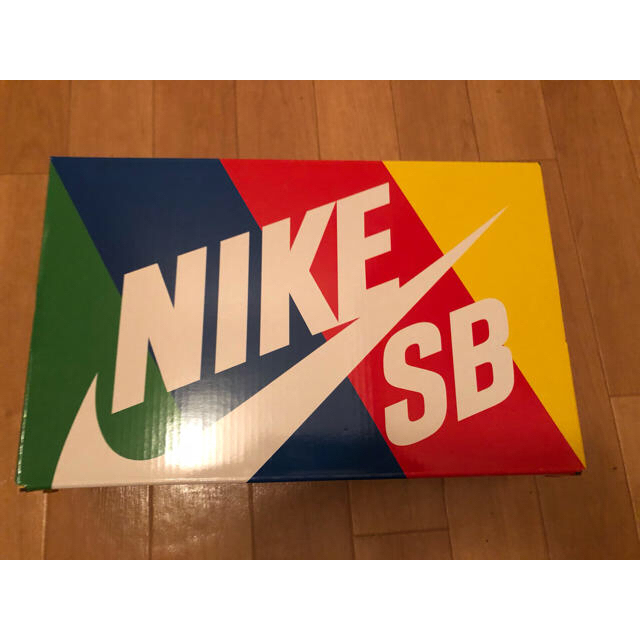 NIKE(ナイキ)のnike sb dunk low ×travis scott メンズの靴/シューズ(スニーカー)の商品写真