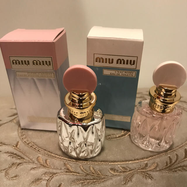 miumiu(ミュウミュウ)のmiu miu ミュウミュウ 香水 サンプル 2個セット 7.5ml コスメ/美容の香水(香水(女性用))の商品写真